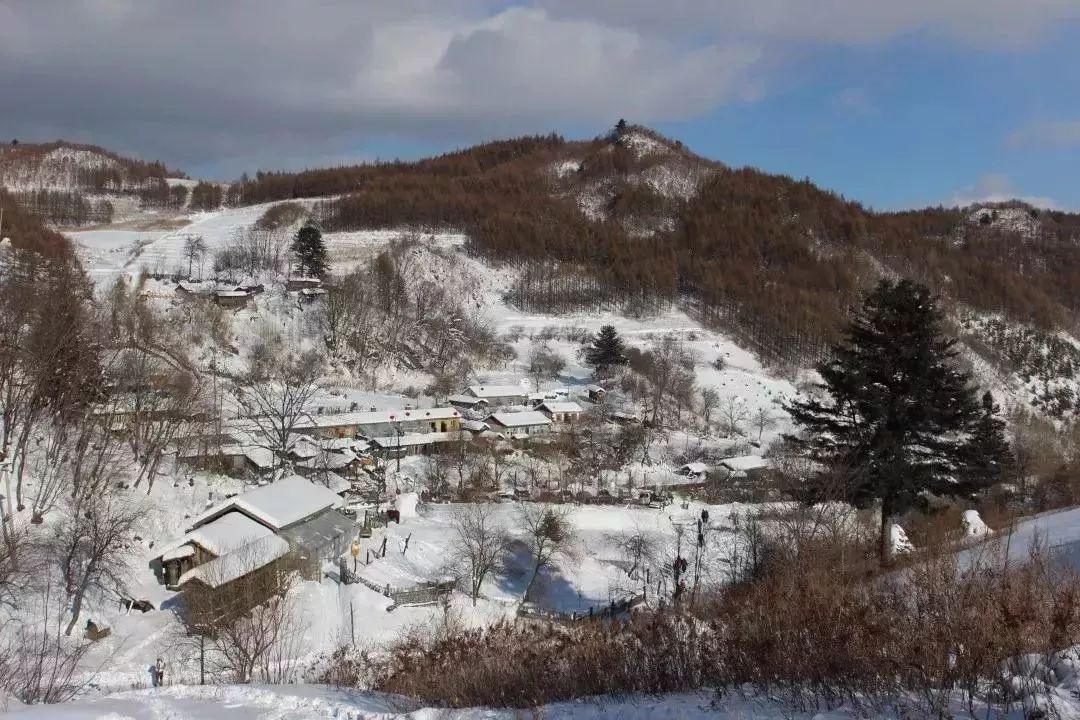 白山，欢迎各位来宾与朋友们